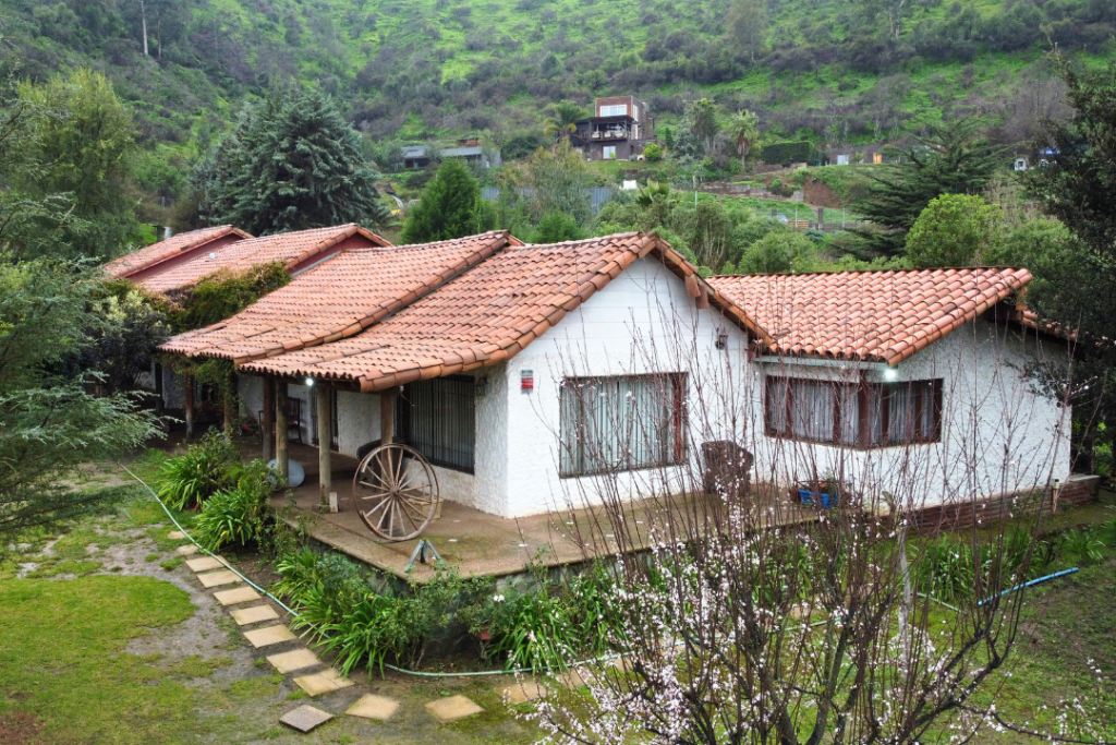 Casa en Parcela de 3 Dormitorios y 4 Baños en comuna Talagante, Chile - Portal Propiedades